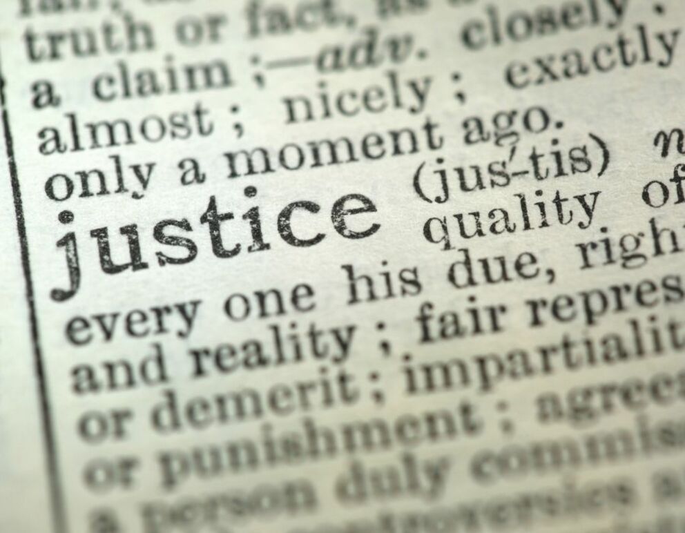 Nazioarteko Zuzenbidea gatazka armatuetan, atzerakada patriarkalaren testuinguruan: diagnostikoa eta proposamenak