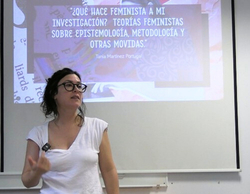 Tania Martínez Portugal (EHU) ha impartido el seminario “¿Qué hace mi investigación feminista?” en el Programa de Doctorado